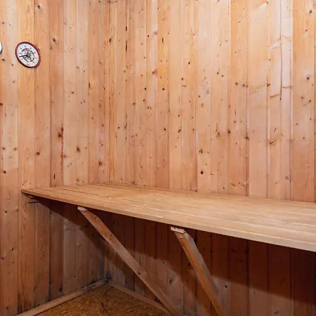 Four-bedroom In 9 Hébergement de vacances